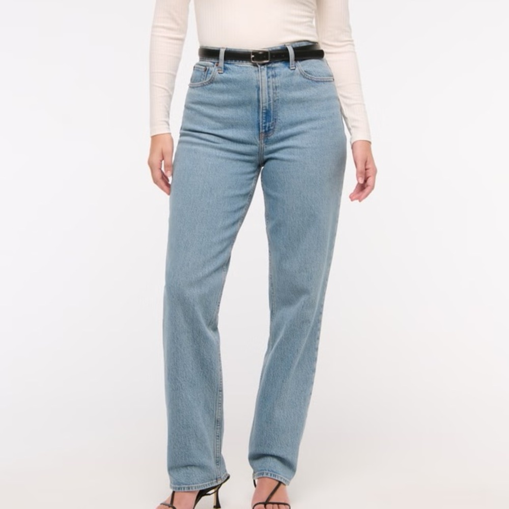Abercrombie & Fitch 90s Slim Straight Ultra High Rise Curve Love Jean 36 medium‎